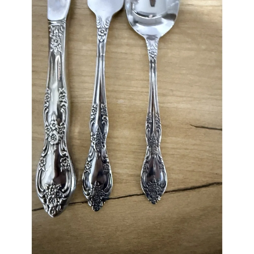Oneida Stainless Flatware - WORDSWORTH -  3 Pieces NEW‎